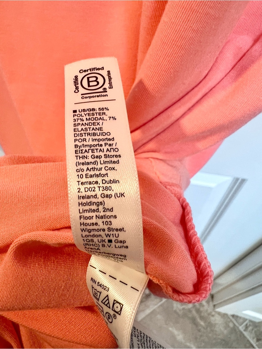 Athleta Short Sleeve Scoop Neck T-Shirt Coral Pink Orange Size Medium - Picture 4 of 5